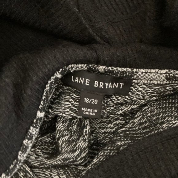 WAS $25 Lane Bryant plaid cowlneck size 18/20 - Picture 3 of 4